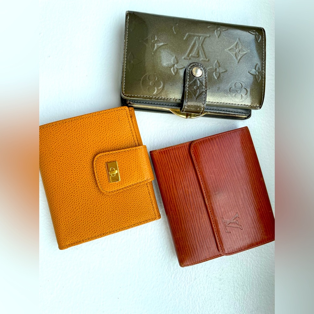 *Winner’s Pick* WALLET- LV verni kisslock/LV epi leather bifold/Bally bifold